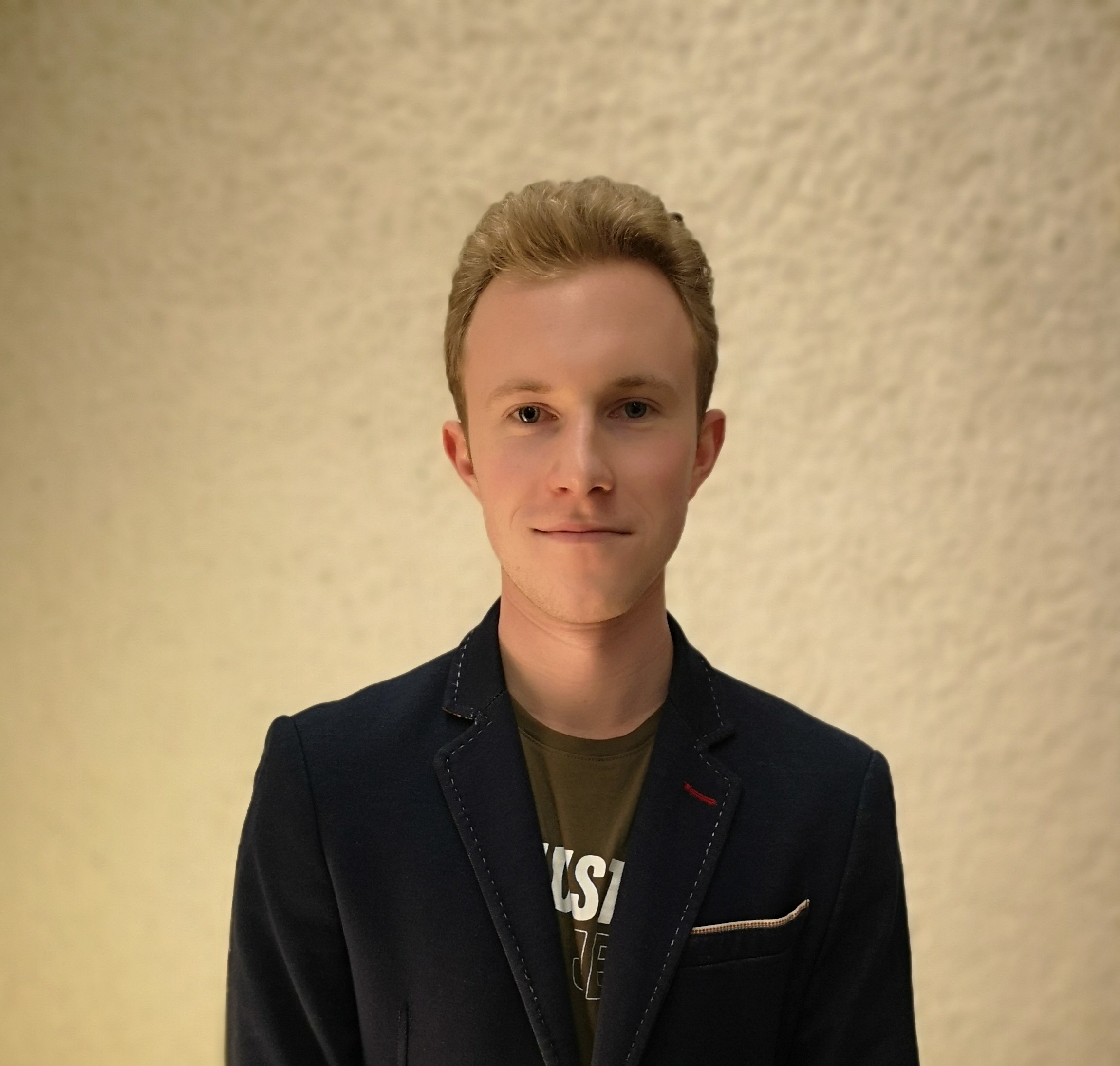 MACIEK JAKUBCZAK